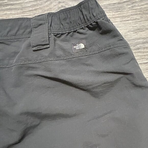 North Face Men's Large Shorts Gray Hiking Camping Outdoor 9" Nylon Quick Drying - Picture 9 of 9